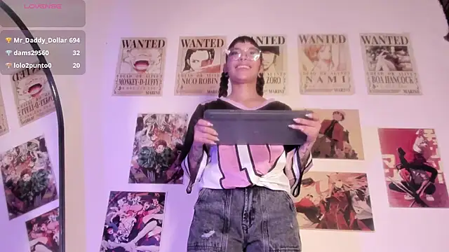 XXX chat uživo modela Luna-Chann