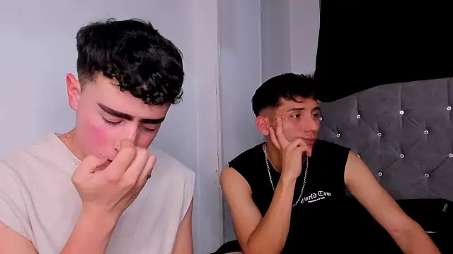 Show de webcam de naughtysalomon__