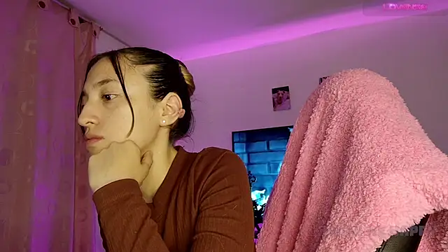 TiffanyBela 现场XXX聊天