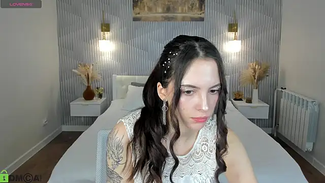 elise_robbie Chat XXX live