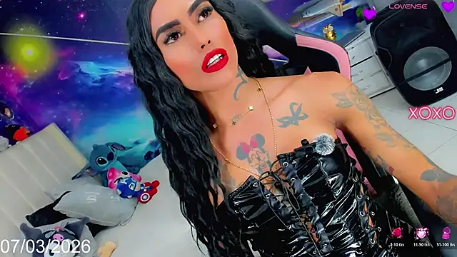 Nella_Dolls 在線直播表演