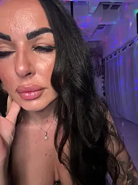 SofiaaMaria 即時 XXX 聊天