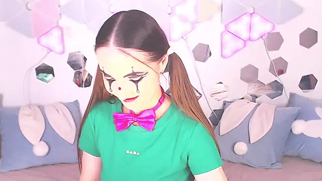 Онлайн чат XXX LexiKiss