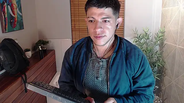 Zackfalcon_ Adlı Modelin Canlı XXX Sohbeti