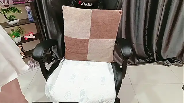 Yuki-yio Show Webcam