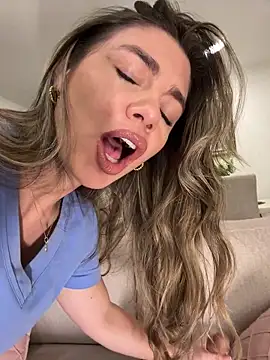 alicee16 Pertunjukan Webcam