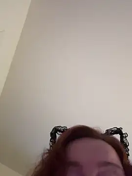 BambiKitty: онлайн-секс-чат