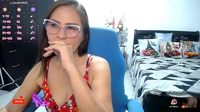 Xiimen live XXX chat