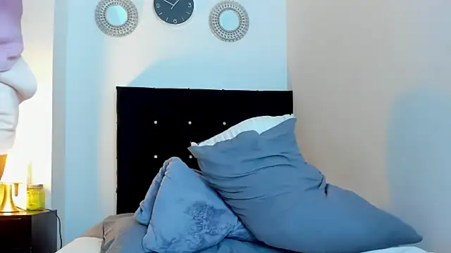 Show modela kathyajhonss na web-kameri