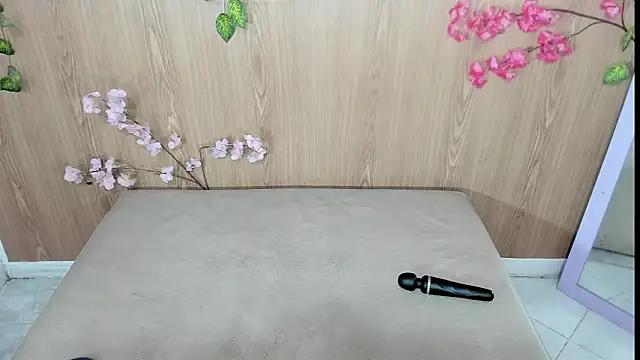 Chat XXX en directo de jenelotizz06