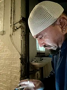 Онлайн чат XXX ClonicKaaba