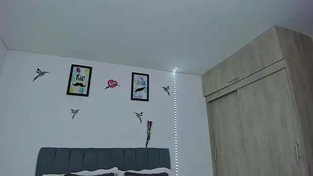 im_sarah34 Live XXX Chat