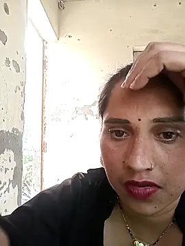 Cute-karisma1234's Live XXX Chat