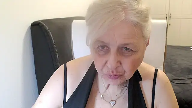 SusiLifeXXX – Kamerová šou