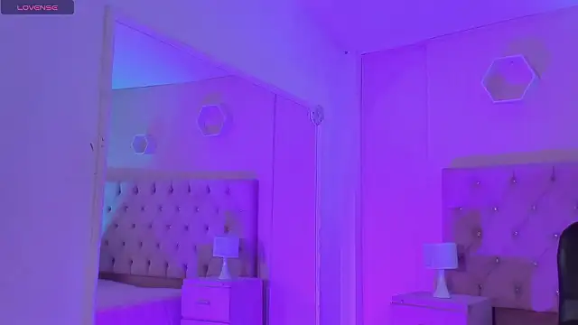 Онлайн чат XXX Agathaargent_