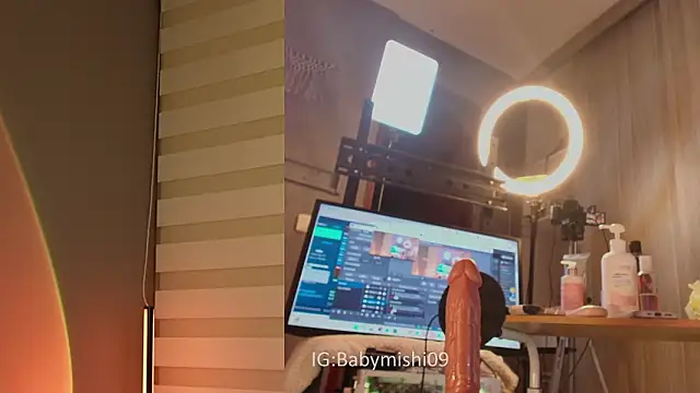 Babymishi's Live XXX Chat