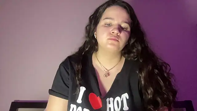 SoyOceanne élő XXX-chatje