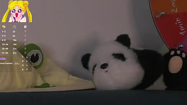 EdlinHargus Adlı Modelin Canlı XXX Sohbeti