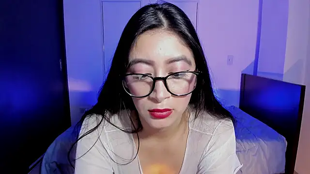 MeganWhite3のライブXXXチャット