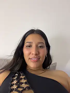 IsabellaJoness_ élő XXX-chatje