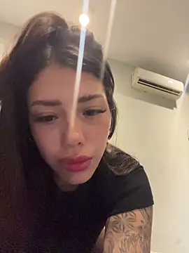 AshleyWinslow Chat XXX in diretta