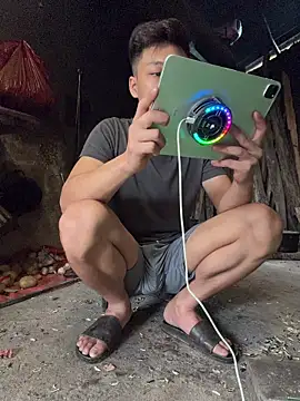 Naughty___asianのウェブカメラショー