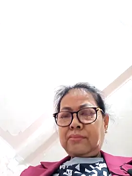 Show modela Hotestlove na web-kameri