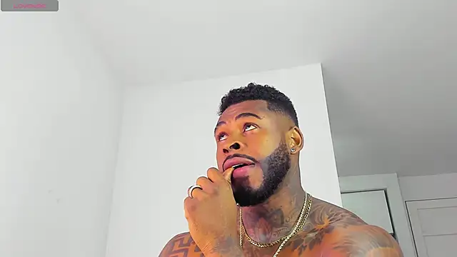 Živý XXX chat Makonneen