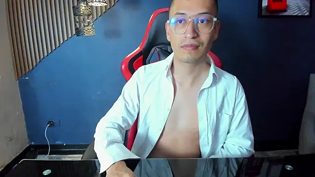 Вебкам-шоу EriickFerrer