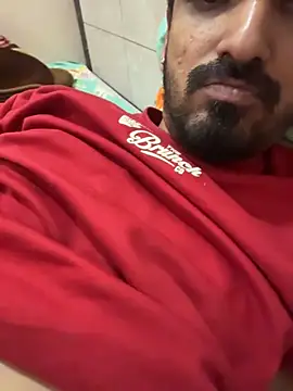 hornyguy271192のウェブカメラショー