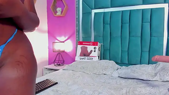 LORENSCOLLINS élő XXX-chatje