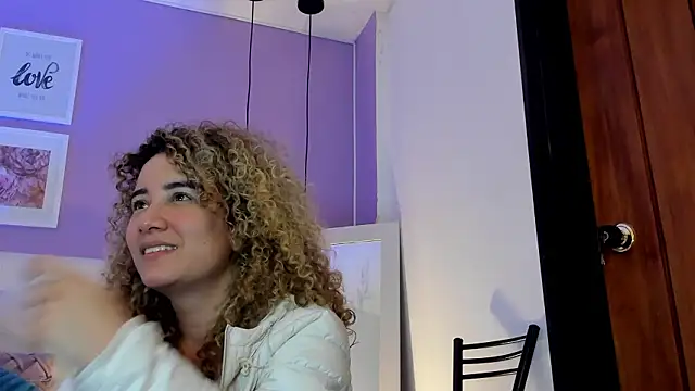 Charlotte11-11 라이브 XXX 채팅