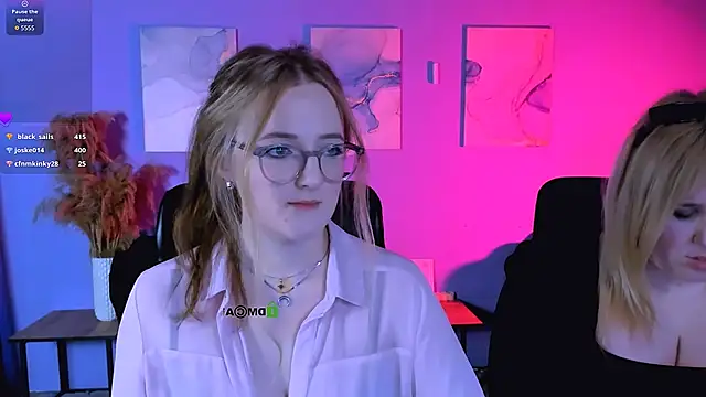 luna_berryy's Live XXX Chat