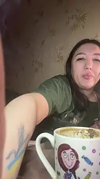 Naughtbaby_2025's Live XXX Chat