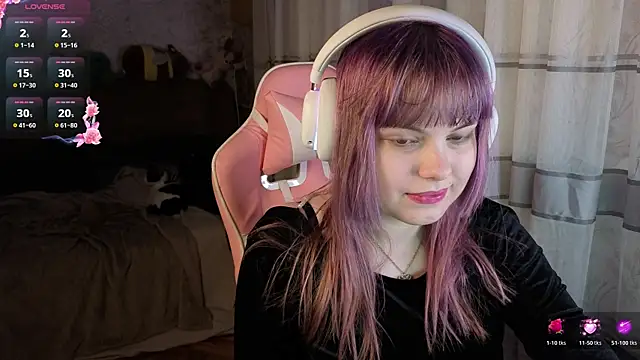 KristiBloomのライブXXXチャット