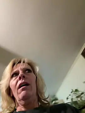 Chat XXX en directo de FireAfterDark