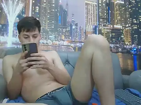 santiago_xxxcol Webcam show