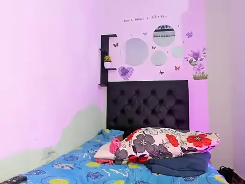 Chat +18 de sapphire_brown20 ao vivo