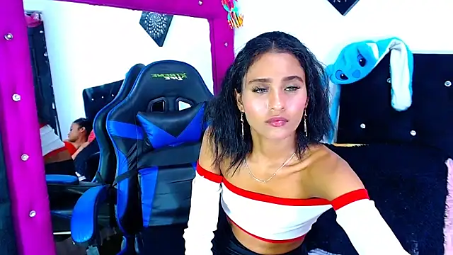 Jenng18 Live XXX Chat