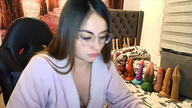 sofia23dirty Adlı Modelin Canlı XXX Sohbeti