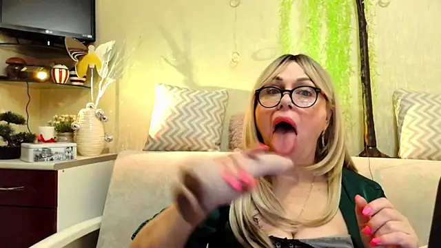 SusieNoreen 라이브 XXX 채팅