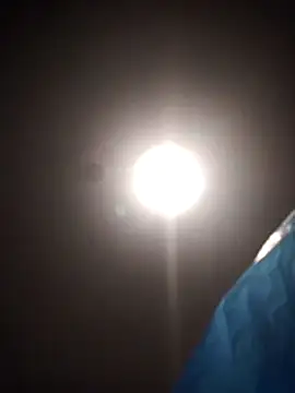 Hixxy_1025 élő XXX-chatje