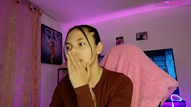 Chat XXX en directo de TiffanyBela