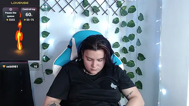 Nika_1_ Chat XXX in diretta