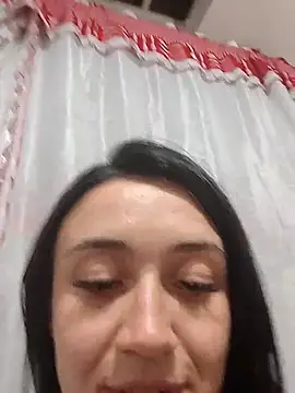 Chat +18 de Amy_Kobold3 ao vivo