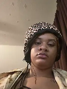 nickytheehawtie 即時 XXX 聊天