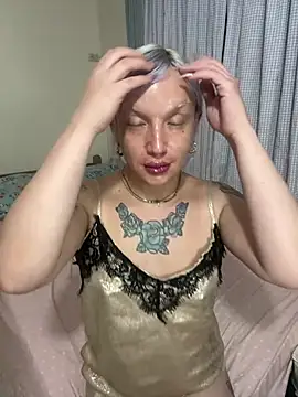 Sun_Sooll_ Show in webcam