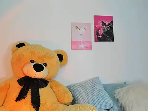 caro_gemm's Live XXX Chat