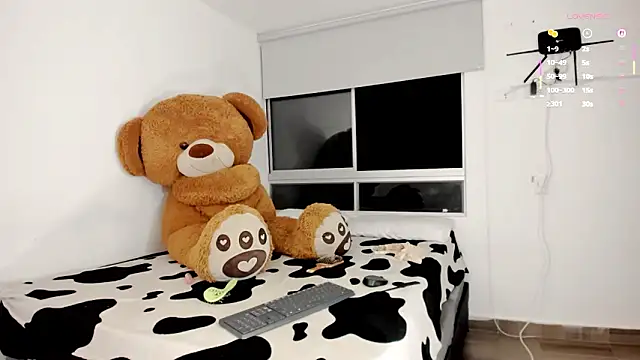 Nicol_ofi24 Show Webcam