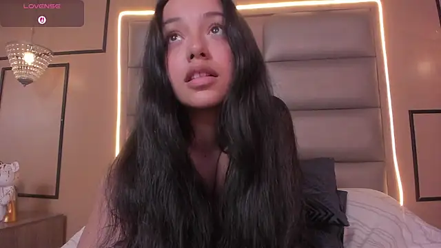 CAYLINCOLLINS' Live XXX Chat